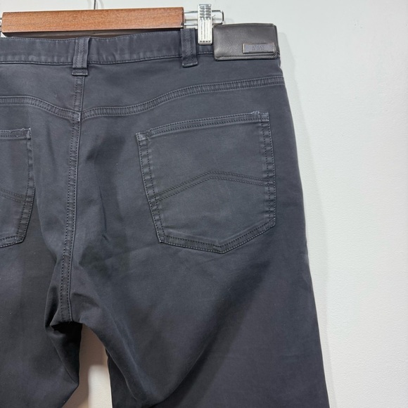 Armani Collezioni Men's Black Jeans - Picture 8 of 16